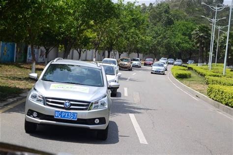 黃底藍字|車牌顏色學問大，各種顏色代表啥？知道越多越害怕